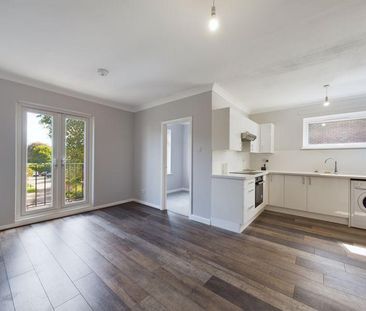 2 bedroom flat to rent - Photo 6