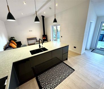 3 bedroom villa to rent - Photo 3