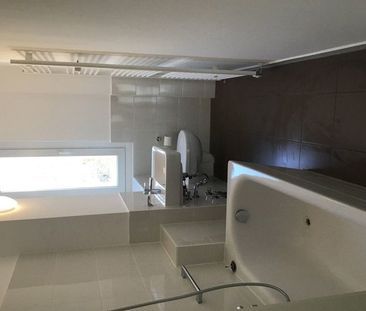 3-Raumwohnung mit großem Balkon und moderner Einbauküche! - Foto 1