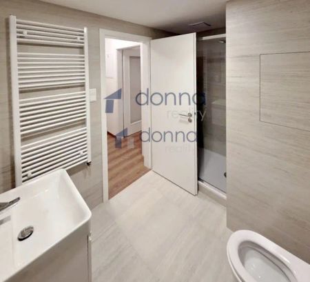 Pronájem bytu 1+kk(B, 33 m - Photo 5