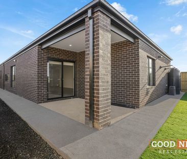 Your Dream Family Home Awaits at Thornhill Park! - Photo 2