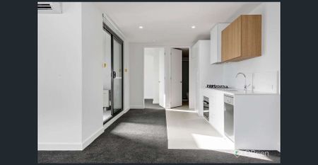 One Bedroom, Luxury Apartment! - Photo 4