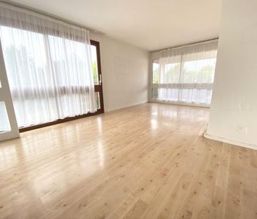 T2/3 Fontenay-le-Fleury 58 m² - Photo 3
