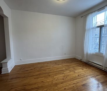 Verdun – Great Location, Very Nice 5 ½ - Photo 1