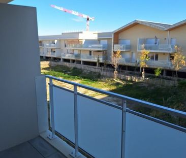 T2 AVEC TERRASSE ET PKG - Photo 3