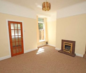 Hampton Road, Urmston, Manchester, M41 - Photo 3