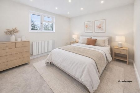 3 bedroom semi-detached house to rent - Photo 4