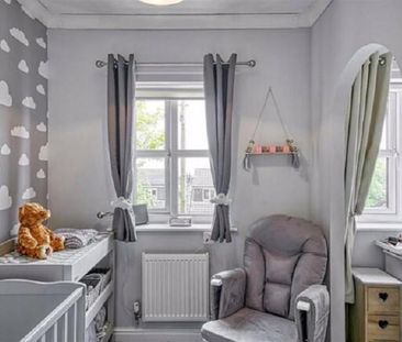 3 bedroom semi-detached house to rent - Photo 3