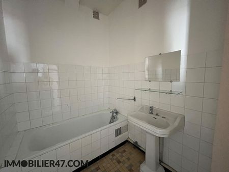 Location Appartement 3 pièces 50m² CASTELMORON SUR LOT 47260 - Photo 3