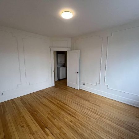 4.5 Apartments Available - A louer • For Rent - Photo 4