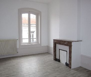 APPARTEMENT T3 A LOUER - Photo 2