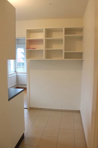 2.5 Zi Wohnung in ruhiger und zentraler Seitenstrasse - Foto 2