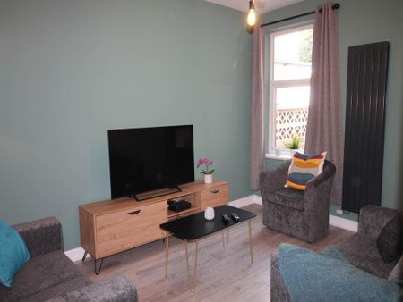 5 bedroom terraced house to rent - Photo 2