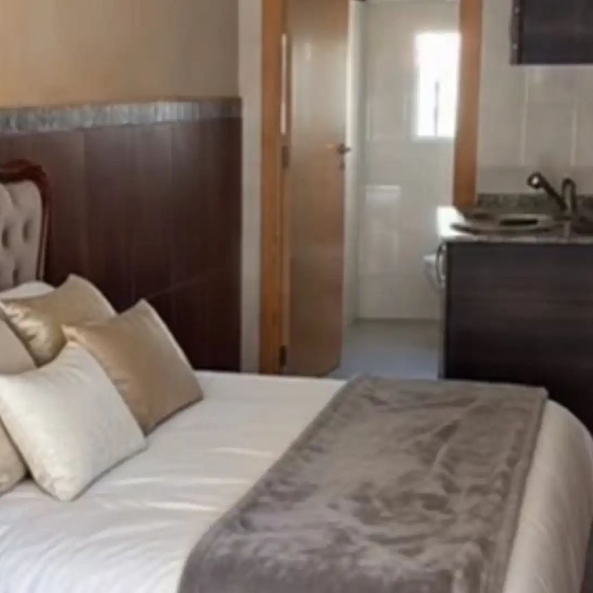 Casa o chalet de alquiler en Carrer Canet de Berenguer, 3, Zona Estación - Photo 1