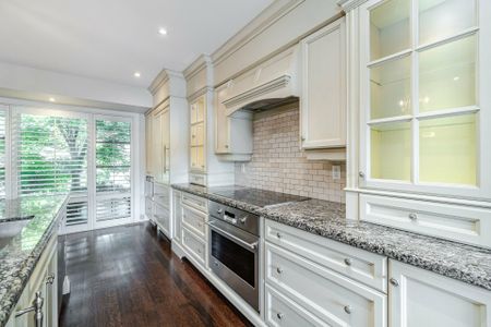 For Lease - 96 Laurentide Drive, Toronto, Ontario - Photo 3