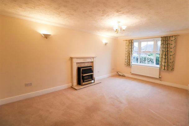 Williams Close, Ely - Photo 1