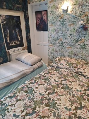 Room in a Shared House, Frant Road, CR7 - Photo 1