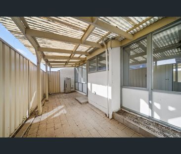 1/11-13 Campbell Street, Queanbeyan, NSW 2620 - Photo 1