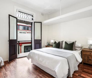 Stylish Inner-City Terrace Living in Vibrant Surry Hills - Photo 5