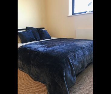 Room in a Shared Flat, Park View Court, E3 - Photo 1