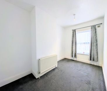 2 bedroom end of terrace house to rent - Photo 6