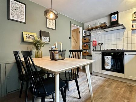 2 bedroom cottage to rent - Photo 5