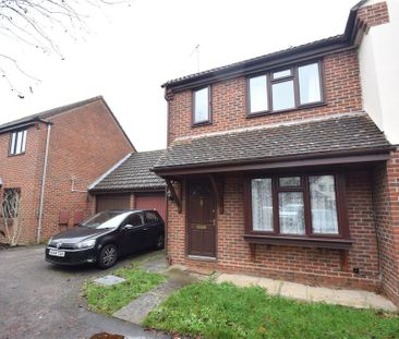 3 bedroom semi-detached house to rent - Photo 6