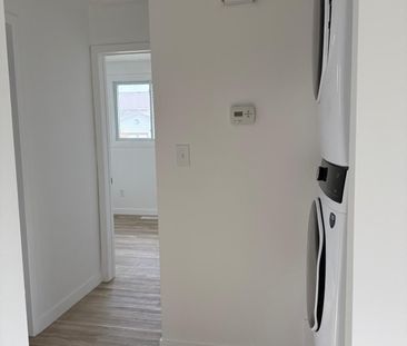 For Lease - 8006 Paddock Trail Drive, Niagara Falls, Ontario - Photo 2