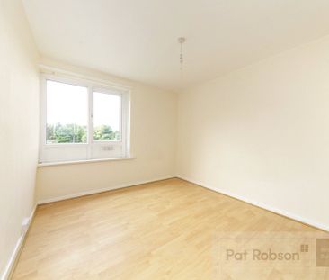 St. Keverne Square, Newcastle Upon Tyne - Photo 5