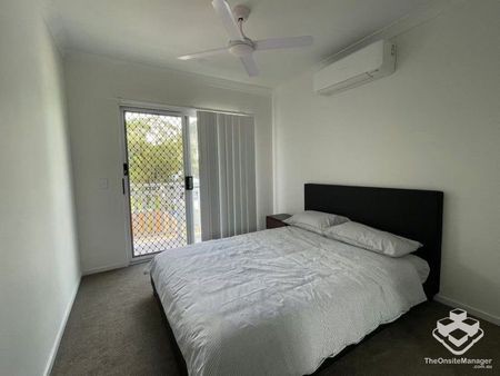 Brand-New Fully Furnished, All-Inclusive One-Bedroom Studio - Photo 4