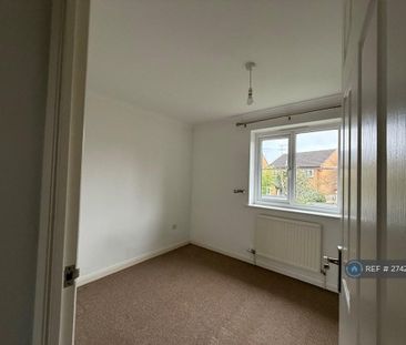 2 bedroom terraced house to rent - Photo 2