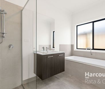Modern Family Living in a Peaceful Beveridge Setting - Photo 6