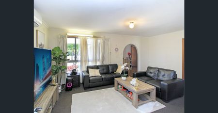 MAGIC ON MORONEY - Photo 3