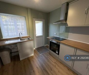 3 bedroom terraced house to rent - Photo 5