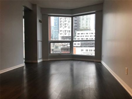 For Lease - 18 Beverley Street Unit# 714, Toronto, Ontario - Photo 2