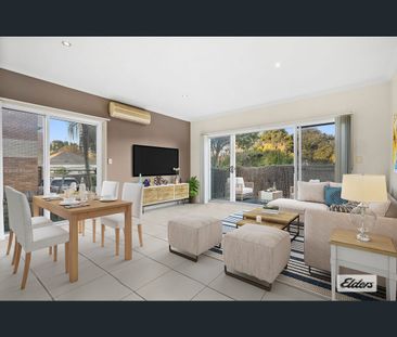 22b Rowland Avenue, Wollongong, NSW 2500 - Photo 3