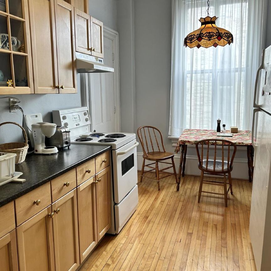 3 - 121 Daly Avenue - Photo 1