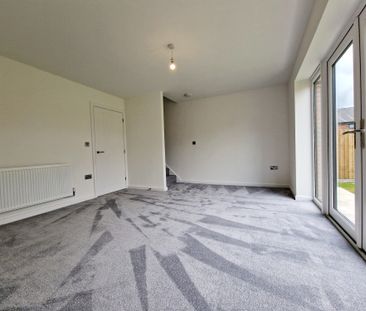 Laurus Grove, Broughton - Photo 4