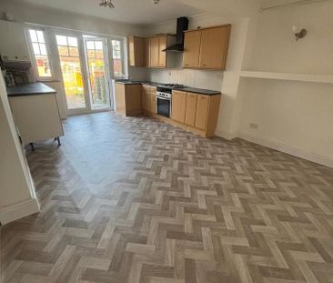 5 bedroom terraced house to rent - Photo 6