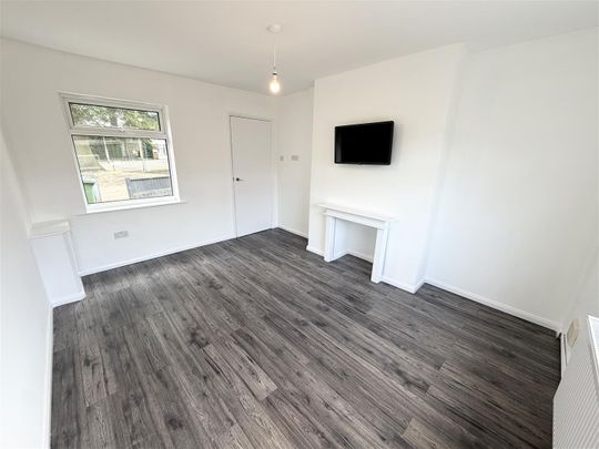 Stanton Road, Wirral - Photo 1