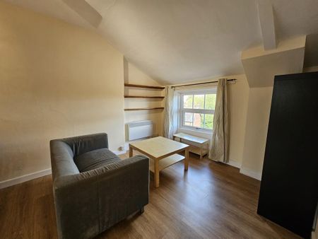 2 bedroom apartment to rent - Photo 3