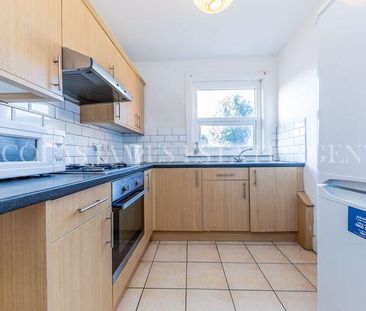 4 bedroom terraced house to rent - Photo 6