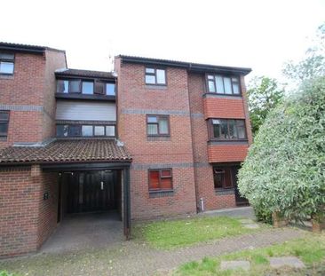 Clarendon Close, Old Town, Hemel Hempstead, HP2 - Photo 1