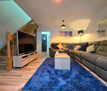 Weston Close, Weston, SO19 - Photo 2