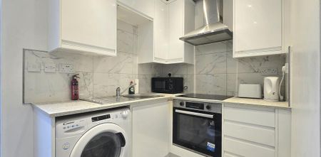 Studio to rent - Photo 5