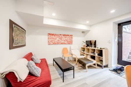 For Lease - 14 Bellwoods Avenue, Toronto, Ontario - Photo 2