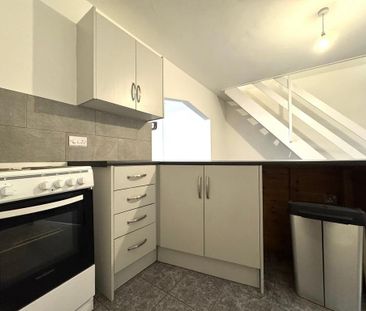 2 bedroom property to rent - Photo 4