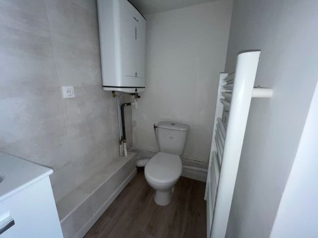 Location Appartement 1 pièce 13m² LILLE 59000 - Photo 2