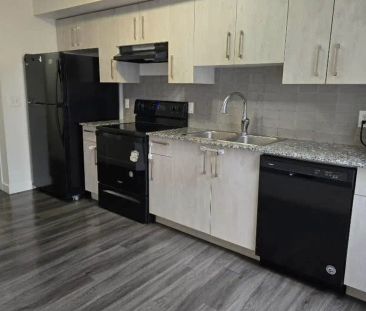 2 bedroom apartment — 2 Bedrooms Condo Unit - Photo 1