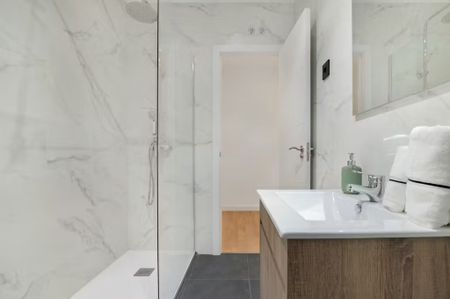 Carrer de Balmes, Barcelona, Catalonia 08006 - Photo 5